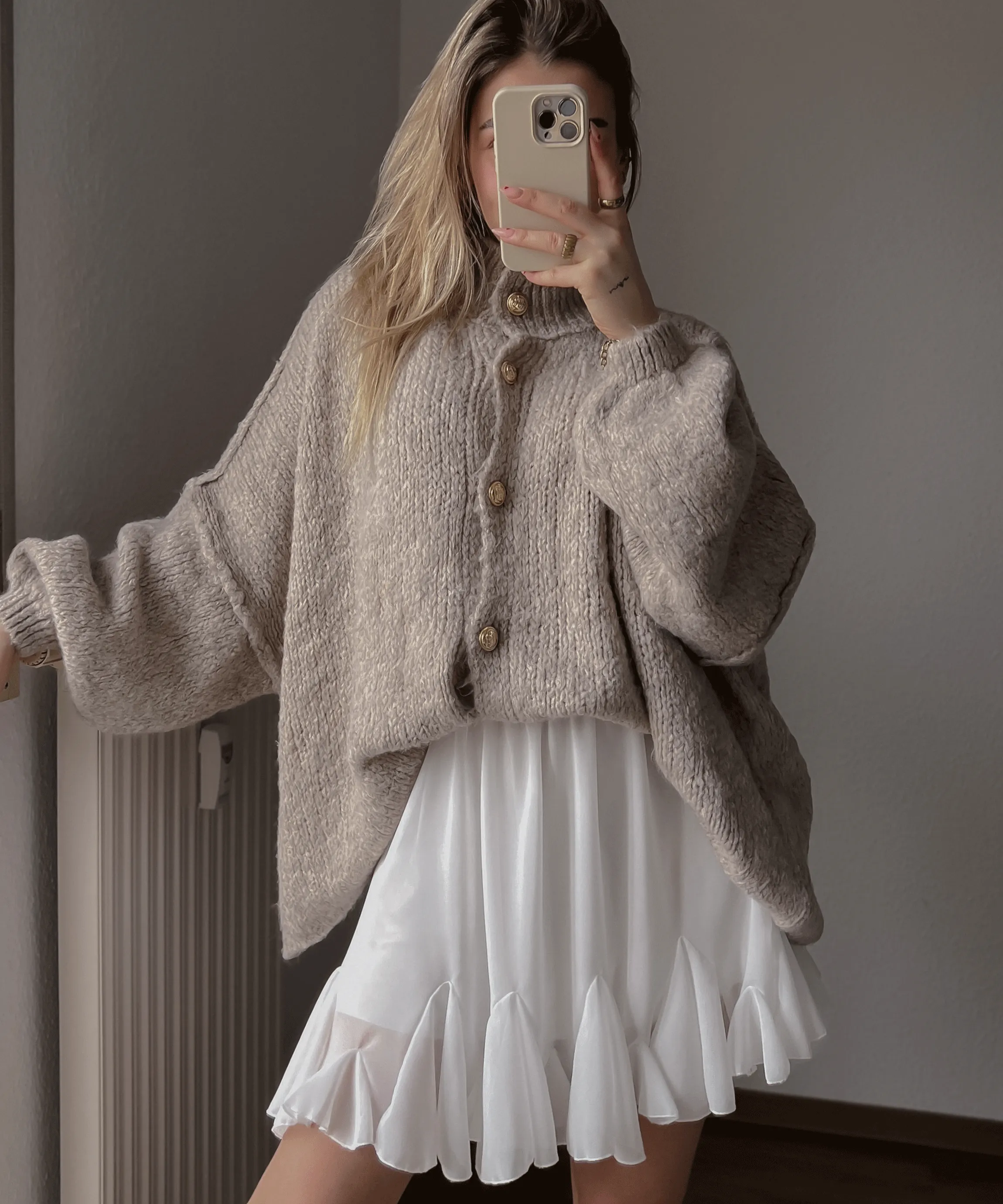 Oversize Strickjacke Jalsien Taupe