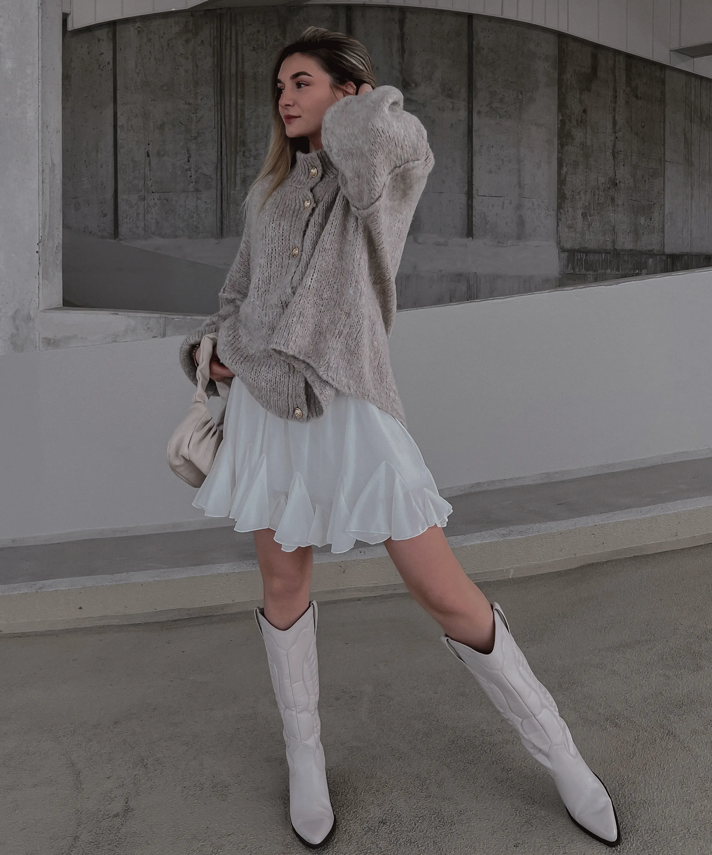 Oversize Strickjacke Jalsien Taupe