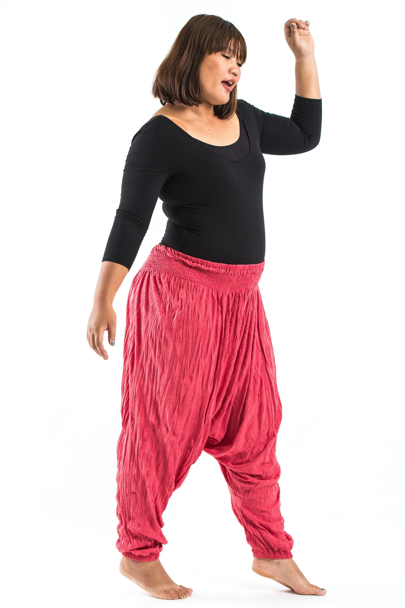Plus Size Crinkled Cotton Harem Pants in Red