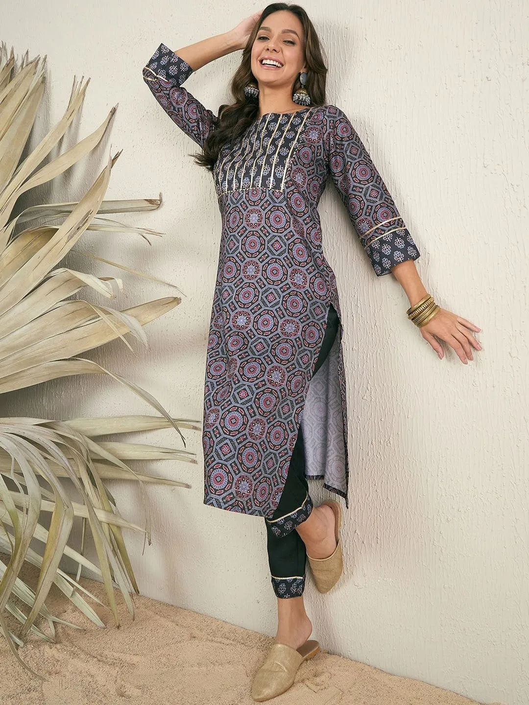 Women Black Ethnic Motifs Yoke Design Regular Straight Kurta With Trouser