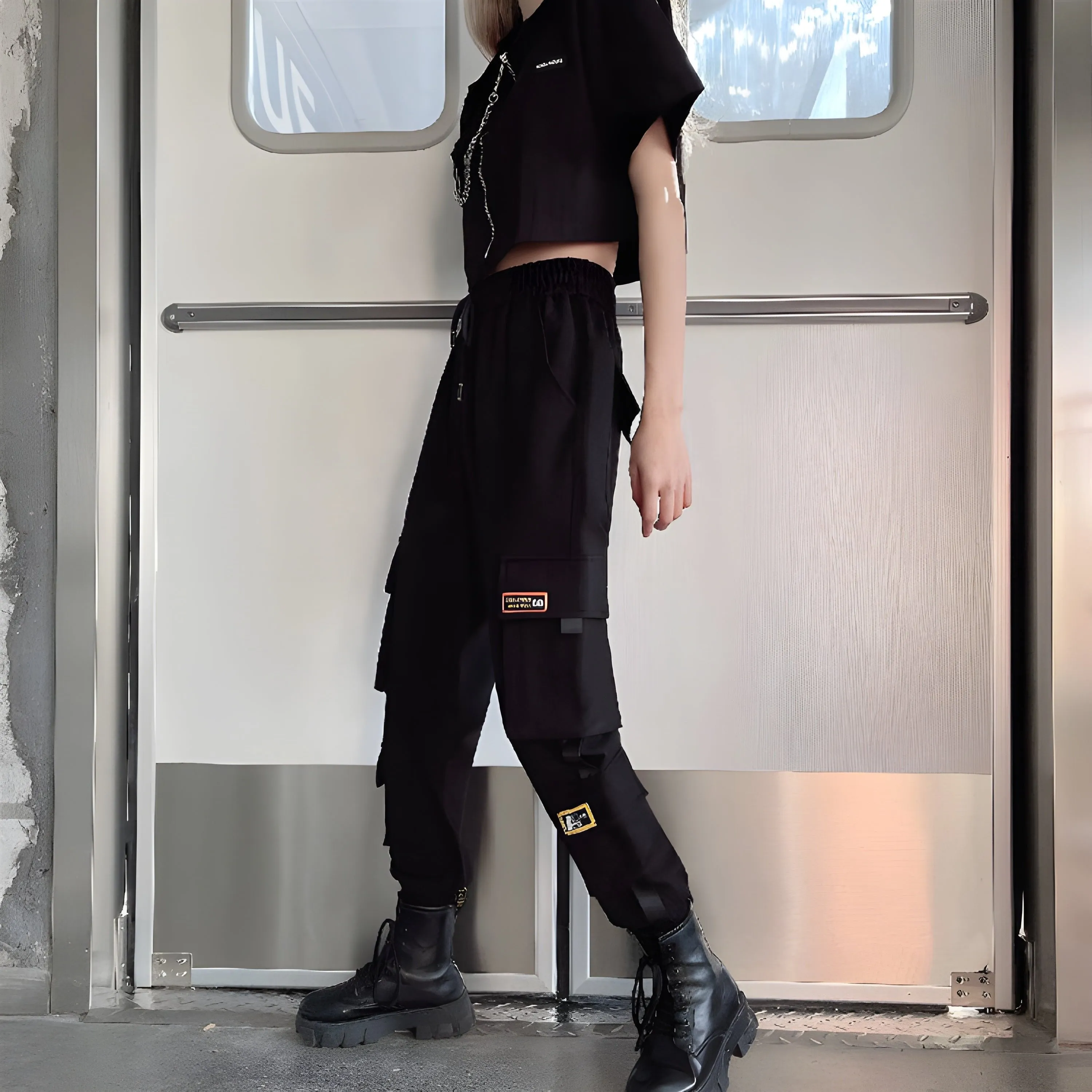 Women's Techwear Pants with Adjustable Hem